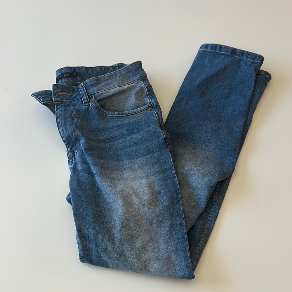 Men’s Tahari slim jeans